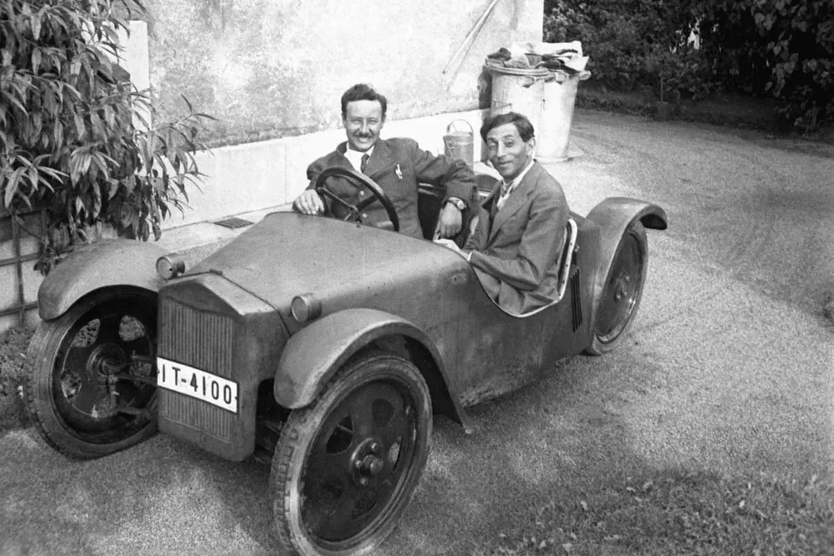Josef Ganz at the wheel of the Maikäfer with Paul Jaray, 1931
