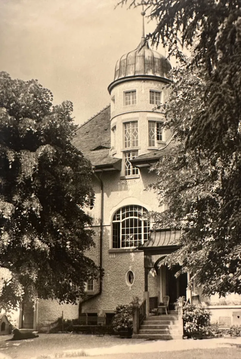 Villa Solina with its tower, St. Niklausen near Lucerne